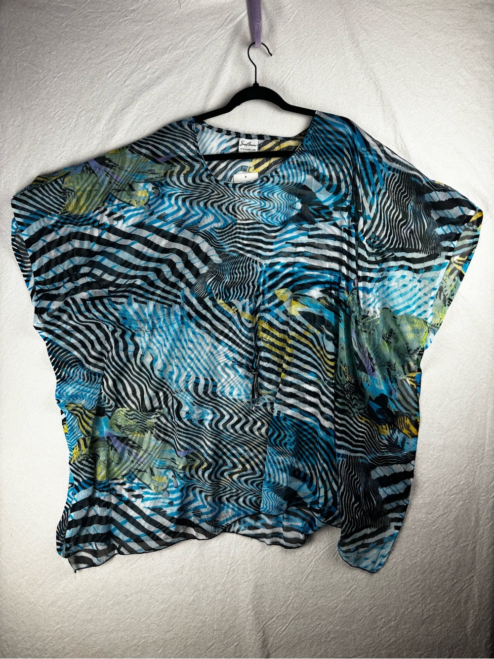 Sunflower women’s free size kaftan NWT
